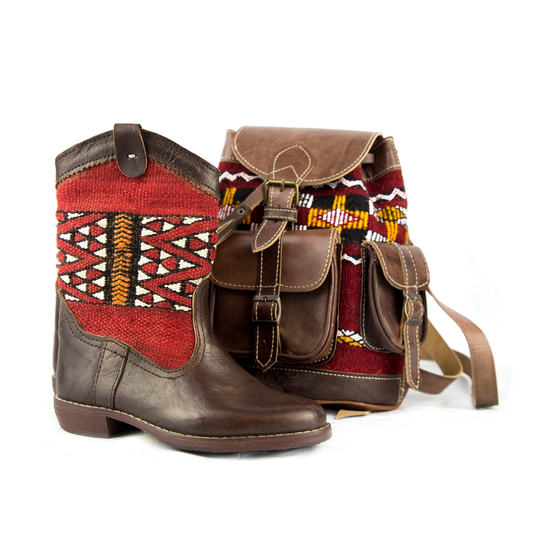 Bottes et sac à dos en cuir véritable en kilim rouge artisanats Maroc