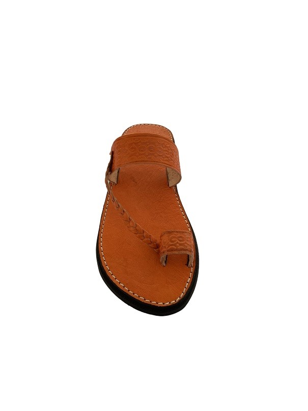 Feminine sandal in real leather